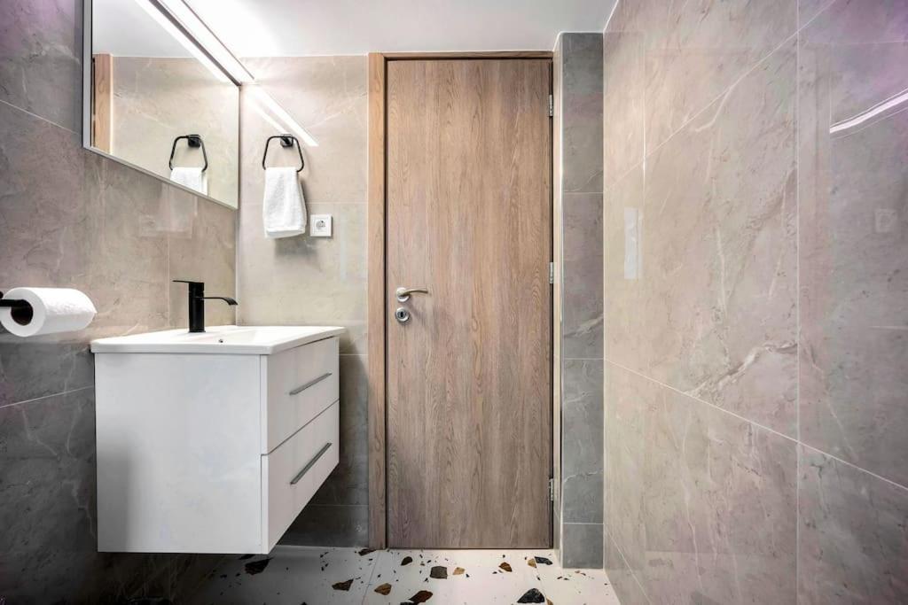 Artemis Modern Apartment Athen Eksteriør bilde